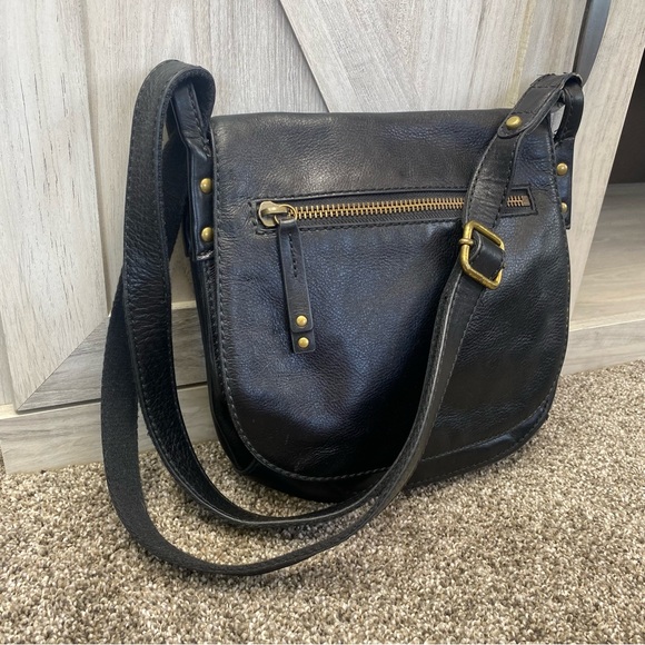 Fossil Legacy Black Pebbled Leather saddle messenger bag purse shoulder - Picture 14 of 16